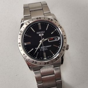 Seiko 5 SNKE01K1